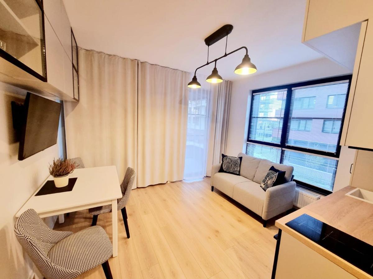 Doki Living Apartament 55 Gdansk Exterior foto